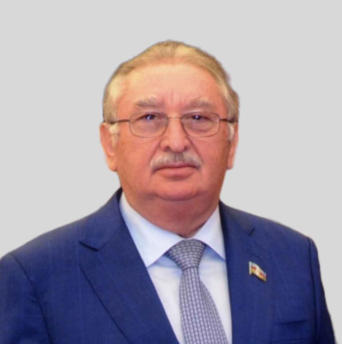 Профессор Ахмед Велиев