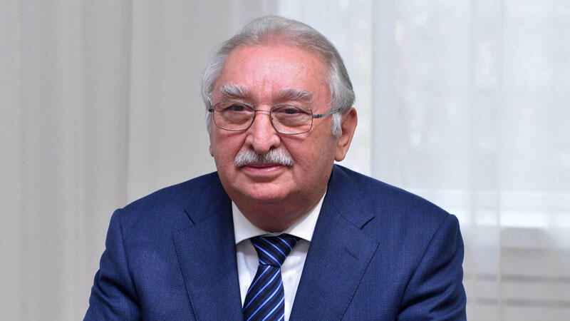 Поздравление ректора УОЮ, профессора Ахмеда Велиева по случаю «Дня азербайджанской молодежи».
