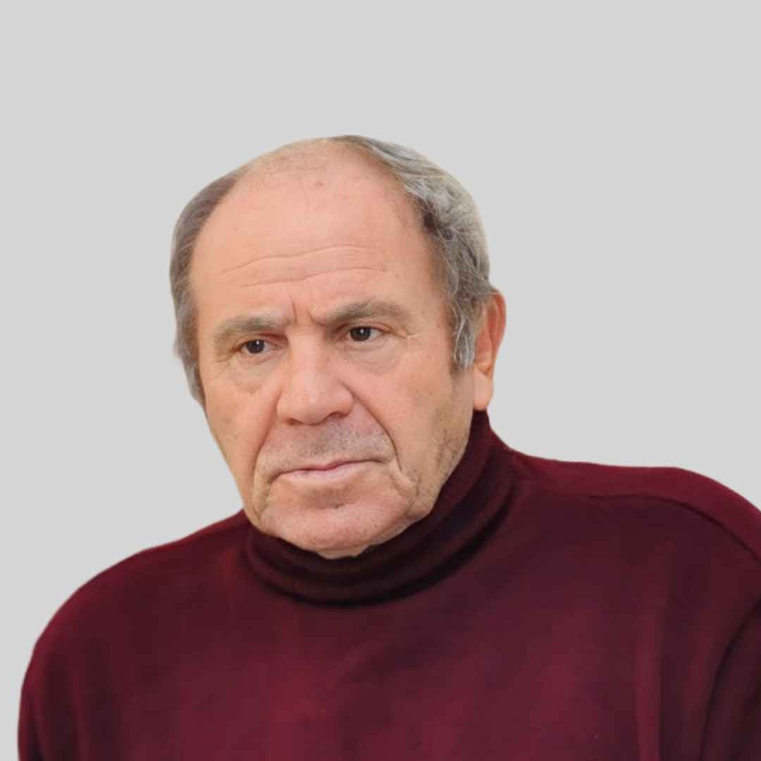 Профессор Али Алирзаев