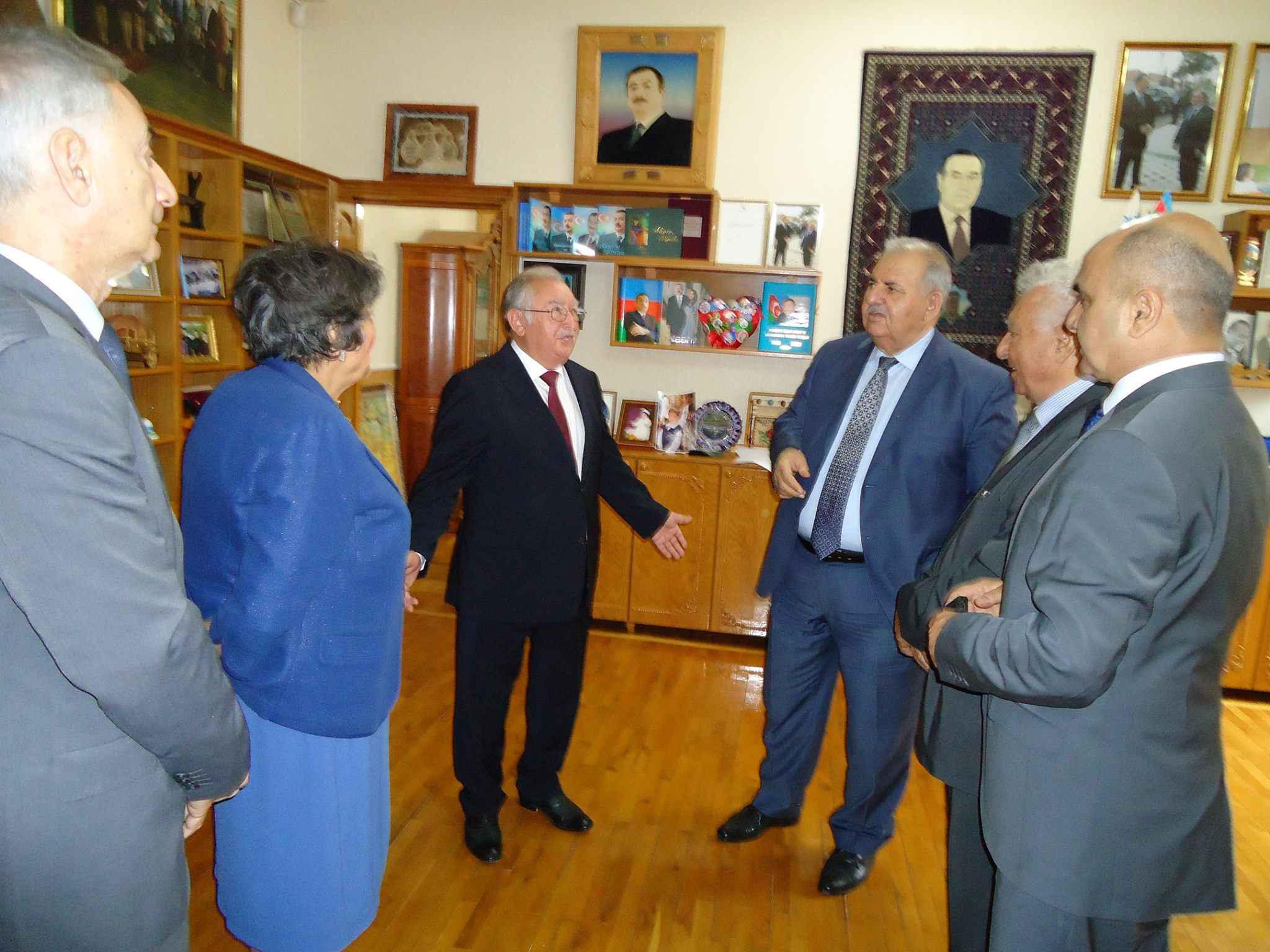 Ректор Университета Одлар Юрду был награжден