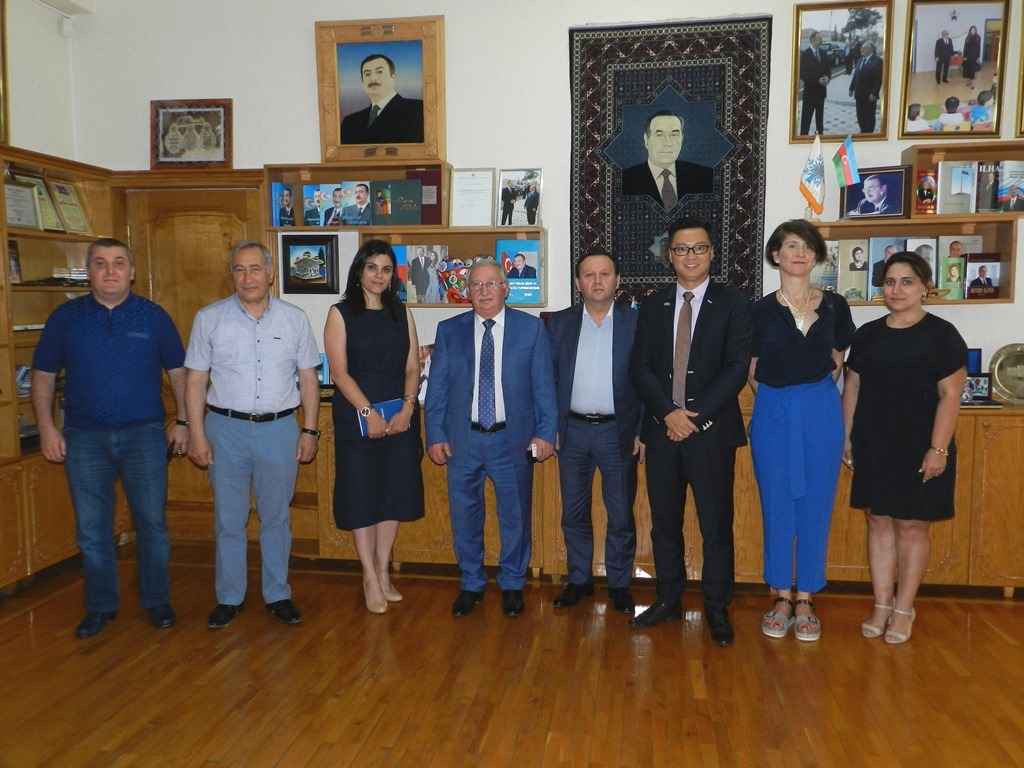 British Council organizasyonunun direktörü, Odlar Yurdu Üniversitesi'nde misafir olmuştur