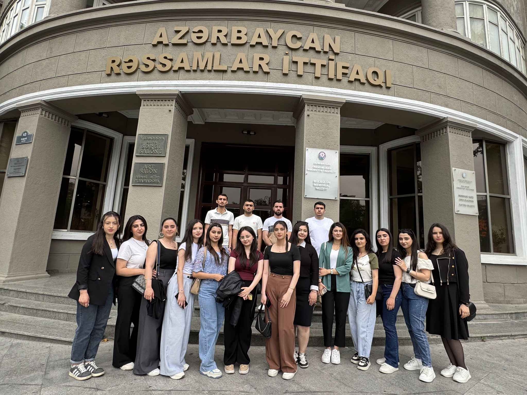 Odlar Yurdu Üniversitesi öğrencileri, Bülbül Anı Müzesi’nde Azerbaycan müziğinin zengin mirasına bir yolculuk gerçekleştirdi