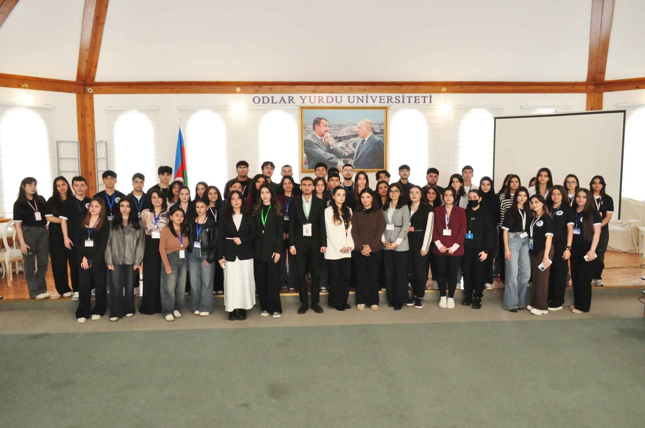 Odlar Yurdu Universitetində “Gələcəyin peşəkarı: Karyera və əmək bazarı bacarıqları” mövzusunda təlim keçirilmişdir