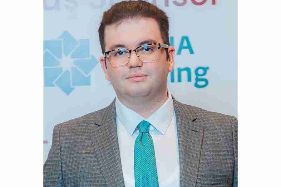 Odlar Yurdu Universitetində magistratura: diplomdan karyeraya aparan yol