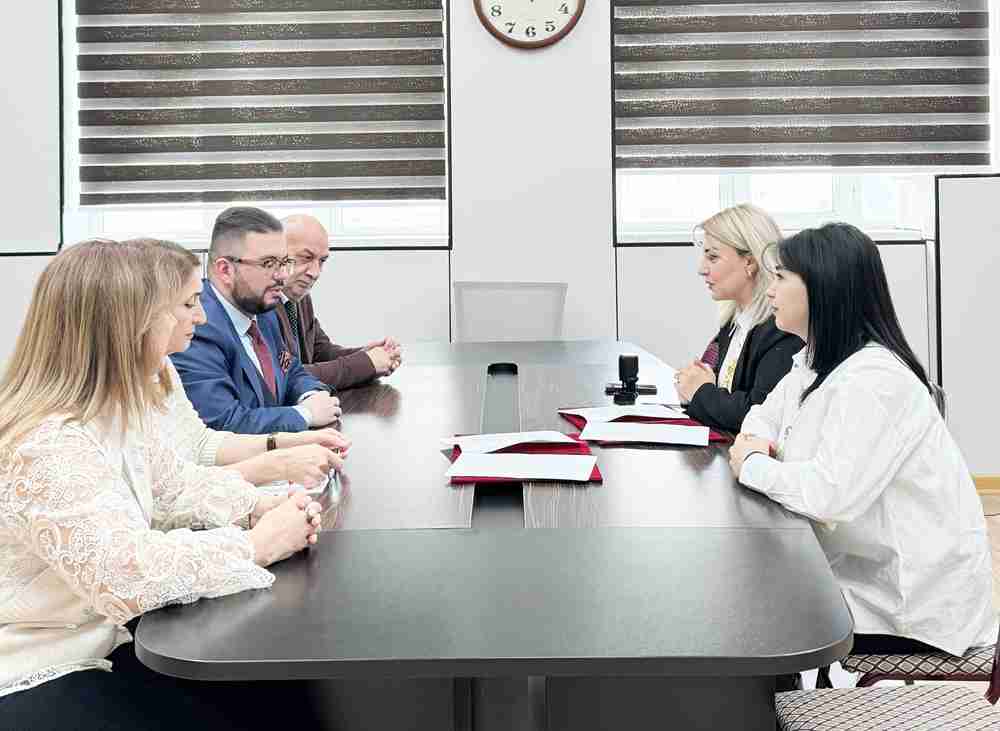 Odlar Yurdu Universitetində Next Stars by “Yerdəki Ulduzlar” İnkişaf Mərkəzi ilə əməkdaşlıq görüşü keçirilib