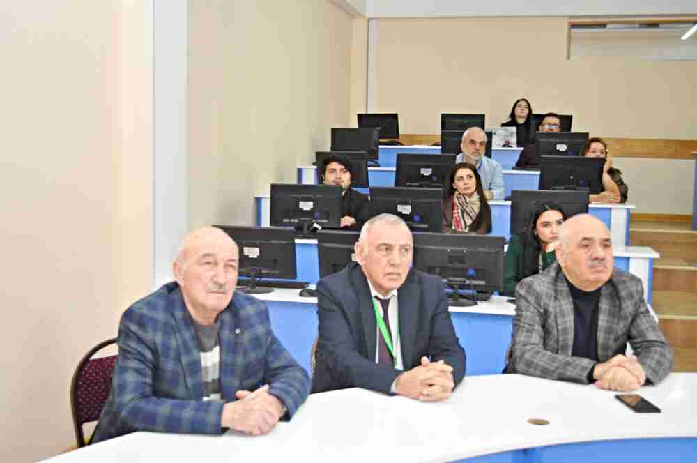 Kriptoqrafiya və məlumatların şifrələnməsi mövzusunda elmi seminar təşkil edilib