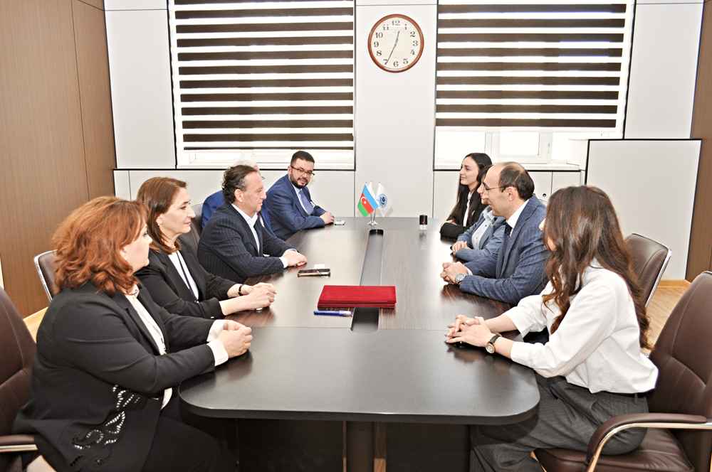 Odlar Yurdu Universiteti ilə “İNCİ Laboratoriyaları” MMC arasında əməkdaşlıq memorandumu imzalanıb