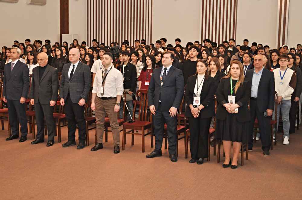 Odlar Yurdu Universitetində 31 Mart soyqırımı gününə həsr olunmuş konfrans keçirildi