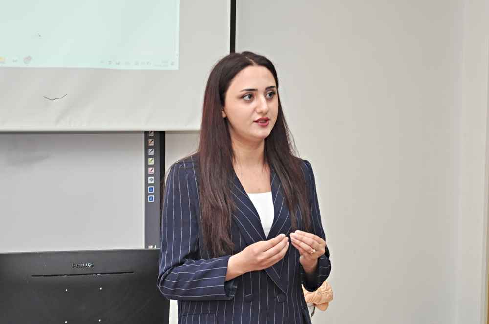 Koqnitiv və emosional zəkanın təhsilin keyfiyyətində rolu mövzusunda təqdimat keçirilib – FOTOLAR