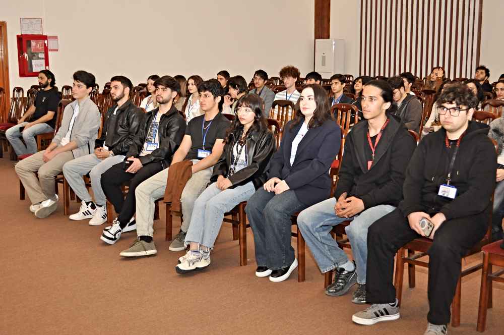 Odlar Yurdu Universitetində startap və oyun inkişafı sahəsində görüş keçirildi