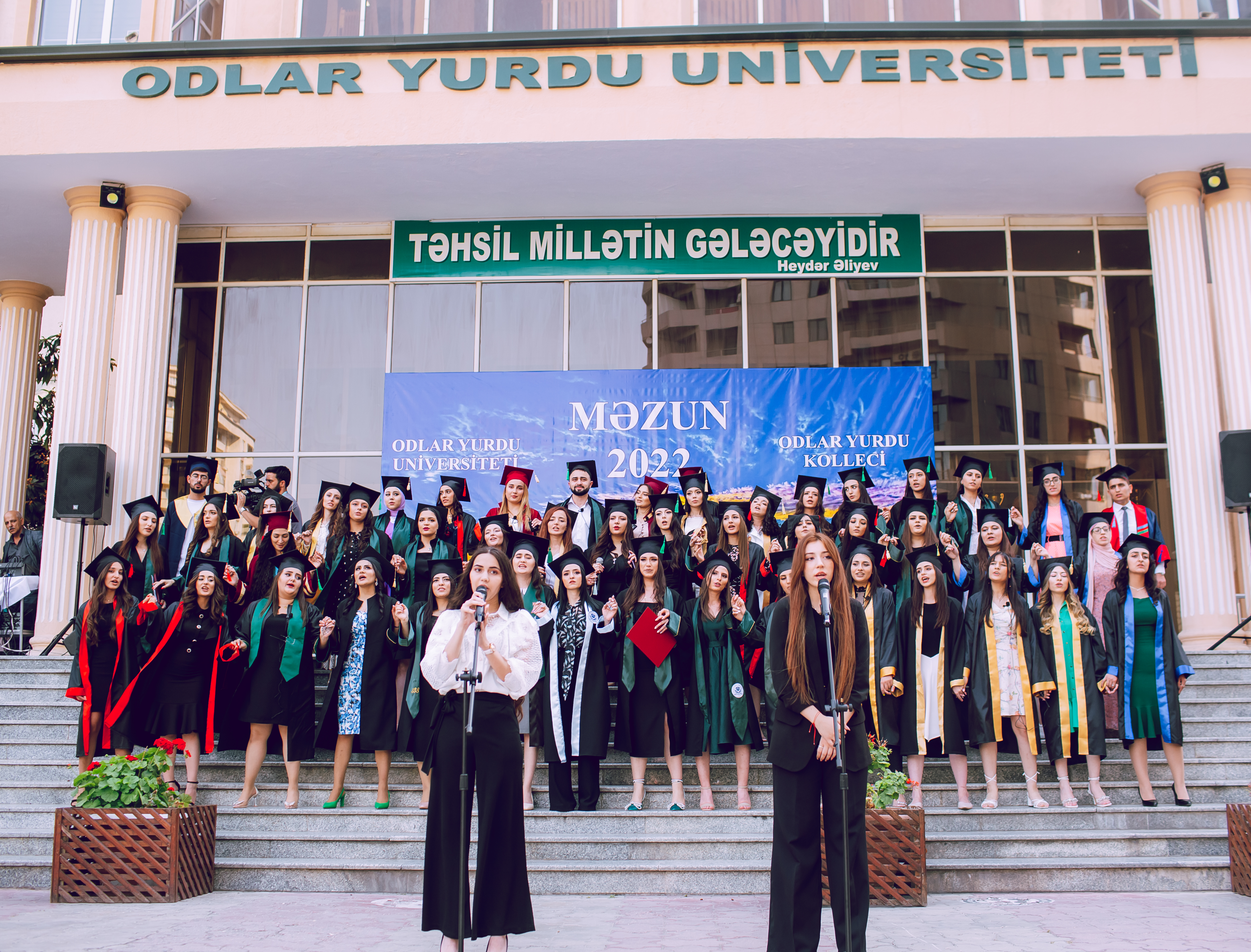 Odlar Yurdu Universitetində məzunların buraxılış mərasimi keçirilmişdir