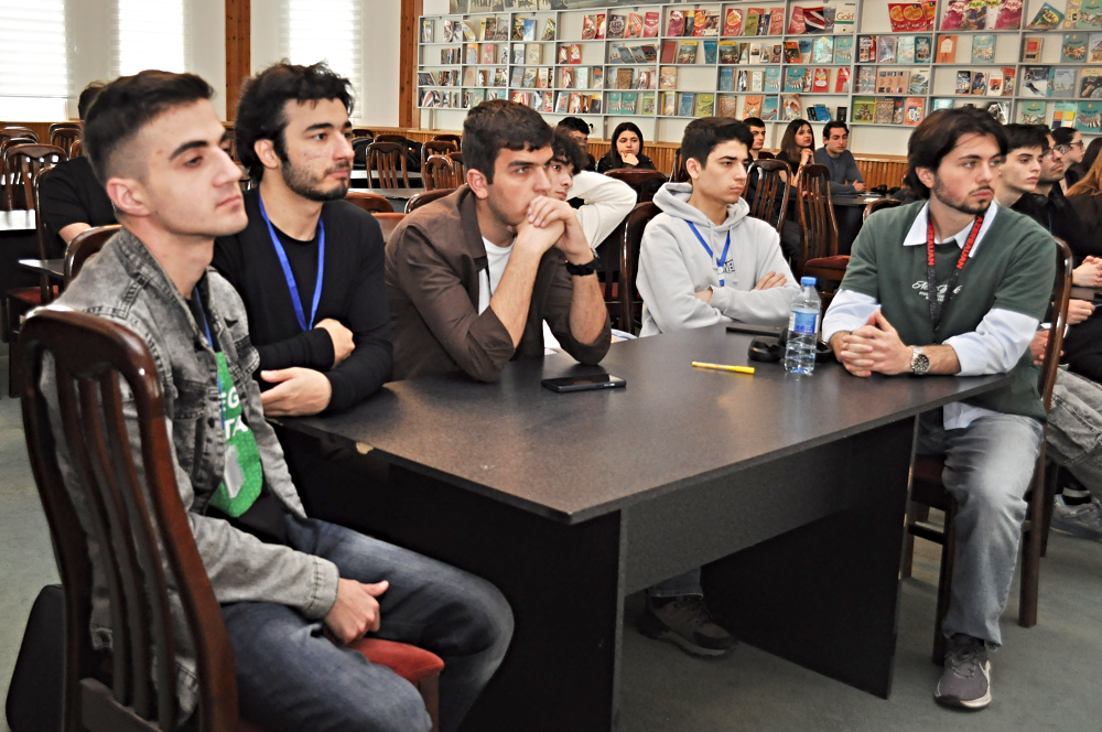 Odlar Yurdu Universitetində “OYU GameDev Bootcamp” proqramına start verilib