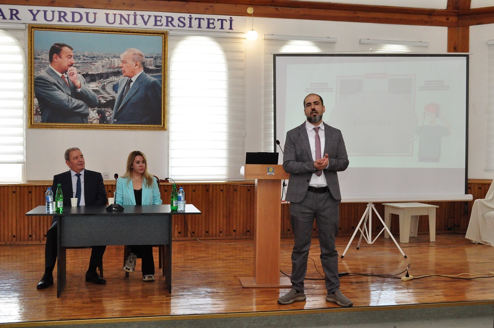 Odlar Yurdu Universitetində “Cyber Club” yaradılır