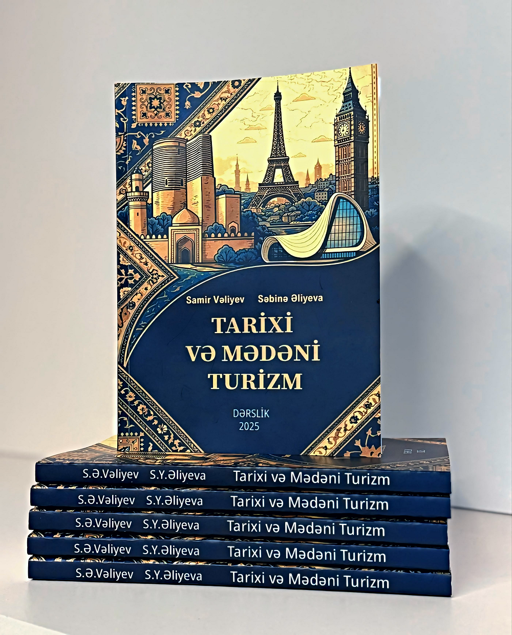 Yeni dərslik: “Tarixi və Mədəni Turizm” nəşr olundu